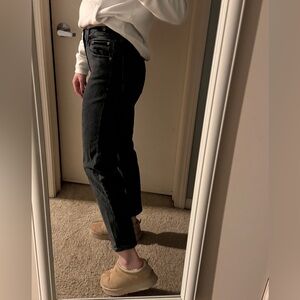 Abercrombie Mid Rise 90s Straight size 26